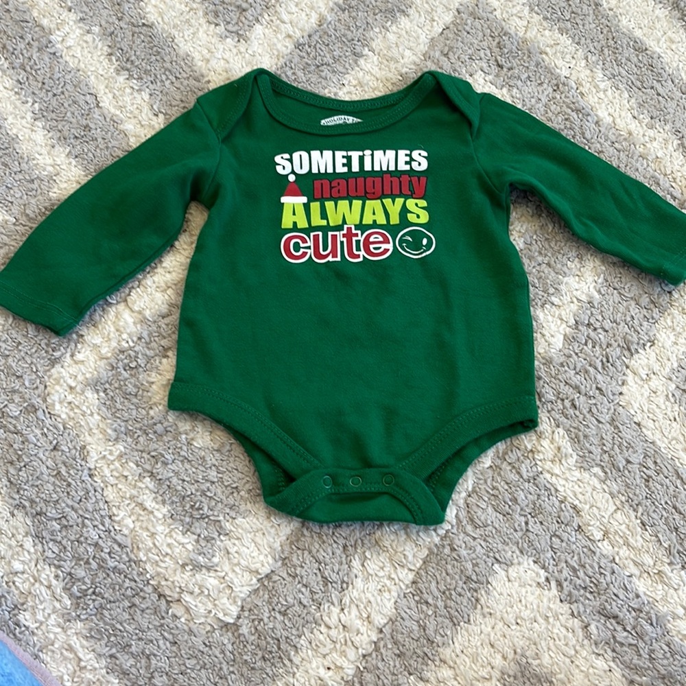 Holiday time Christmas 🎅 on-site ~ size 3-6 months